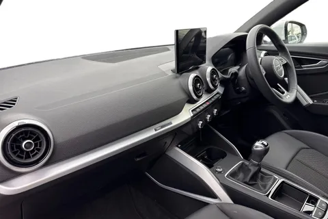 DX25UUD Audi Q2 S line 30 TFSI 116 PS 6-speed Thumbnail #16