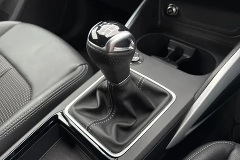 DX25UUD Audi Q2 S line 30 TFSI 116 PS 6-speed Thumbnail #24