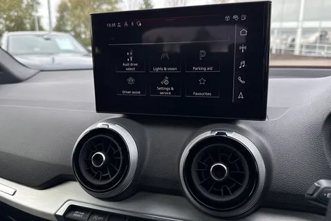 DX25UUD Audi Q2 S line 30 TFSI 116 PS 6-speed Thumbnail #29