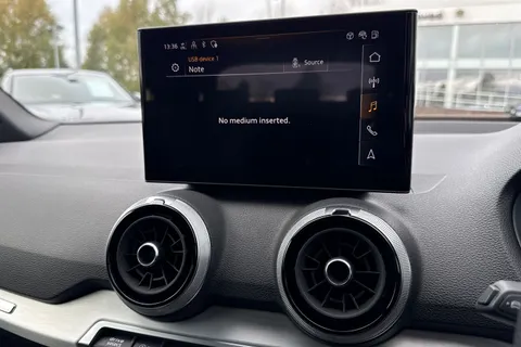 DX25UUD Audi Q2 S line 30 TFSI 116 PS 6-speed Thumbnail #38