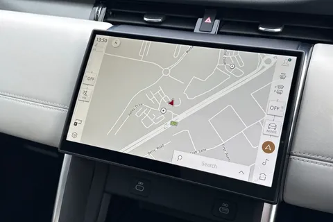 12 of 47 for Land Rover Discovery Sport 1.5 P300e Dynamic HSE 5dr