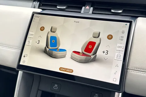 40 of 47 for Land Rover Discovery Sport 1.5 P300e Dynamic HSE 5dr