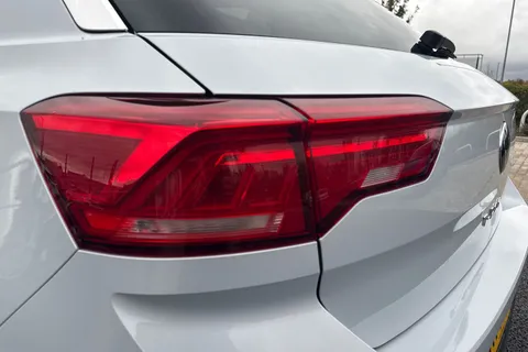 8 of 48 for Volkswagen T-Roc 1.5 TSI EVO Active 5dr DSG **PANORAMIC SUNROOF, REAR CAM**