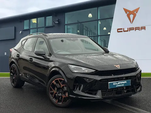 KT74VNP CUPRA Formentor 2.0 TSI 333 VZ3 5dr DSG 4Drive **Panoramic sunroof** Thumbnail #2