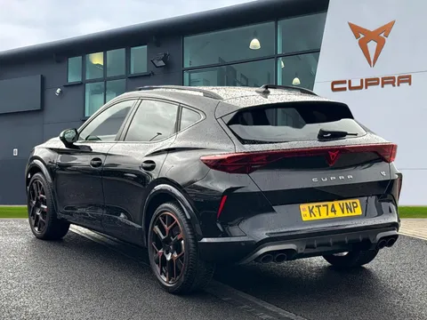 KT74VNP CUPRA Formentor 2.0 TSI 333 VZ3 5dr DSG 4Drive **Panoramic sunroof** Thumbnail #3