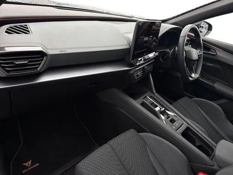 KT74VNP CUPRA Formentor 2.0 TSI 333 VZ3 5dr DSG 4Drive **Panoramic sunroof** Thumbnail #9