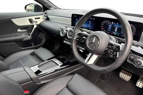 CX74GTZ Mercedes-Benz Cla Class 1.3 CLA250e 15.6kWh AMG Line (Premium Plus) Shooting Brake 8G-DCT Euro 6 (s/s) 5dr Thumbnail #14