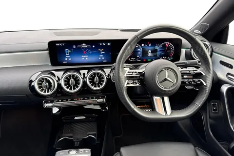 CX74GTZ Mercedes-Benz Cla Class 1.3 CLA250e 15.6kWh AMG Line (Premium Plus) Shooting Brake 8G-DCT Euro 6 (s/s) 5dr Thumbnail #18