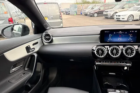 CX74GTZ Mercedes-Benz Cla Class 1.3 CLA250e 15.6kWh AMG Line (Premium Plus) Shooting Brake 8G-DCT Euro 6 (s/s) 5dr Thumbnail #20