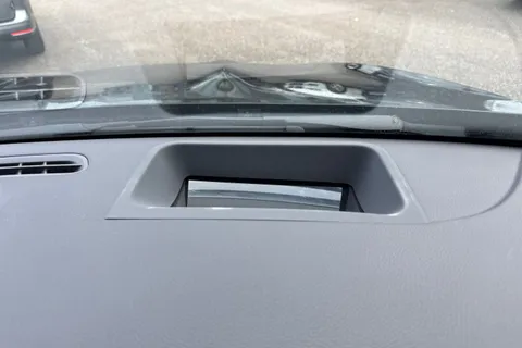 CX74GTZ Mercedes-Benz Cla Class 1.3 CLA250e 15.6kWh AMG Line (Premium Plus) Shooting Brake 8G-DCT Euro 6 (s/s) 5dr Thumbnail #45