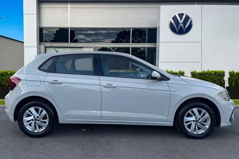 DE72HLW Volkswagen Polo 1.0 Life 5dr | App Connect | Digital Cockpit Pro Thumbnail #4