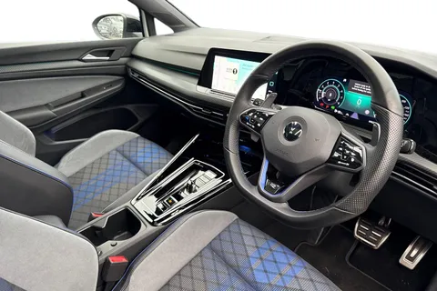 MK72KYZ Volkswagen Golf 2.0 TSI 320 R 4M 5dr DSG ⭐Dynamic Chassis, Sunroof, 19' Estoril Alloys⭐ Thumbnail #8