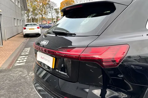 8 of 66 for Audi e-tron Sport 55 quattro