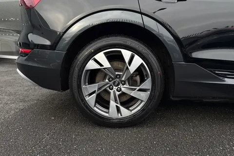 13 of 66 for Audi e-tron Sport 55 quattro