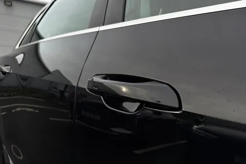 31 of 66 for Audi e-tron Sport 55 quattro