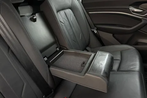 39 of 66 for Audi e-tron Sport 55 quattro