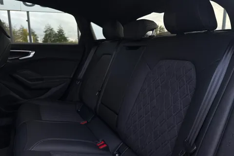 Audi A5 2.0 TFSI Edition 1 Saloon S Tronic Euro 6 (s/s) 5dr Thumbnail #19