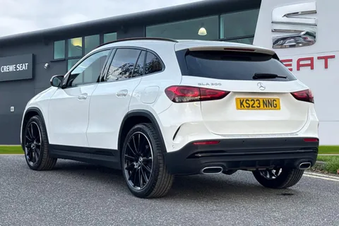 KS23NNG Mercedes-Benz Gla 1.3 GLA200 AMG Line Night Edition (Premium Plus) 7G-DCT Euro 6 (s/s) 5dr Thumbnail #3