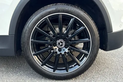 KS23NNG Mercedes-Benz Gla 1.3 GLA200 AMG Line Night Edition (Premium Plus) 7G-DCT Euro 6 (s/s) 5dr Thumbnail #12