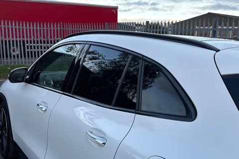 KS23NNG Mercedes-Benz Gla 1.3 GLA200 AMG Line Night Edition (Premium Plus) 7G-DCT Euro 6 (s/s) 5dr Thumbnail #26