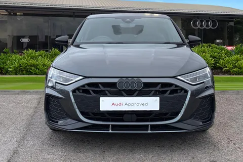 DA25EDJ Audi A3 Black Edition 35 TFSI 150 PS S tronic Thumbnail #7