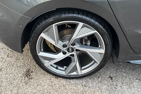 DA25EDJ Audi A3 Black Edition 35 TFSI 150 PS S tronic Thumbnail #13