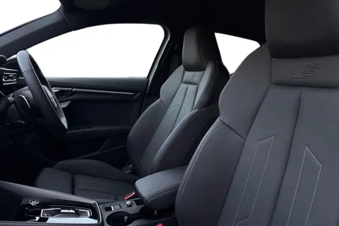 DA25EDJ Audi A3 Black Edition 35 TFSI 150 PS S tronic Thumbnail #17