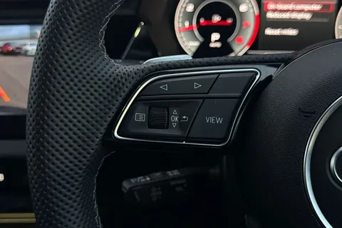 DA25EDJ Audi A3 Black Edition 35 TFSI 150 PS S tronic Thumbnail #28