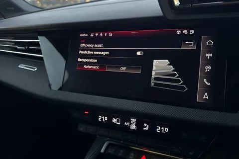 DA25EDJ Audi A3 Black Edition 35 TFSI 150 PS S tronic Thumbnail #44