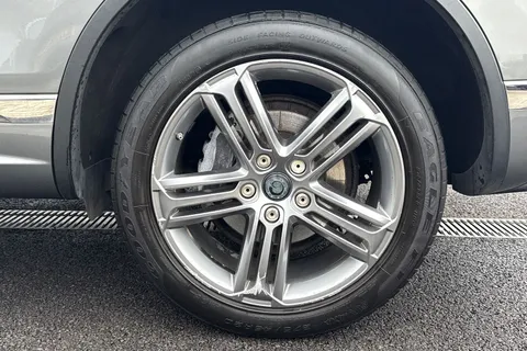 MW66ZTF Volkswagen Touareg 3.0 V6 TDI BlueMotion Tech 262 R-Line 5dr Tip Auto **NAPPA LEATHER** Thumbnail #11
