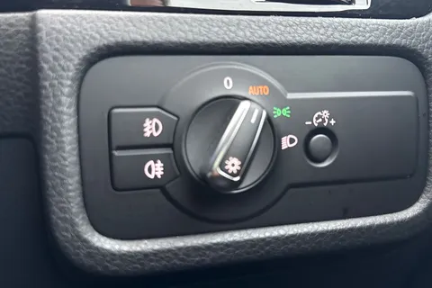 MW66ZTF Volkswagen Touareg 3.0 V6 TDI BlueMotion Tech 262 R-Line 5dr Tip Auto **NAPPA LEATHER** Thumbnail #40