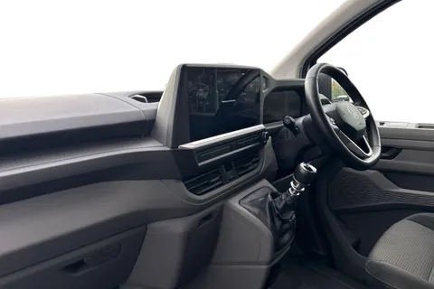 DG25EXZ Volkswagen Transporter 2.0 TDI 150 Commerce Plus Van Thumbnail #15