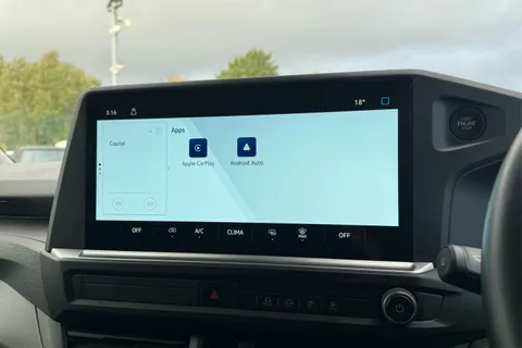 DG25EXZ Volkswagen Transporter 2.0 TDI 150 Commerce Plus Van Thumbnail #47