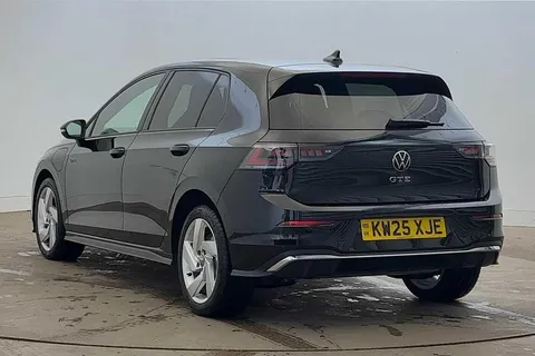 KW25XJE Volkswagen Golf 1.5 TSI 272 GTE eHybrid 5dr DSG **PAN ROOF + HEADS UP DISPLAY** Thumbnail #3