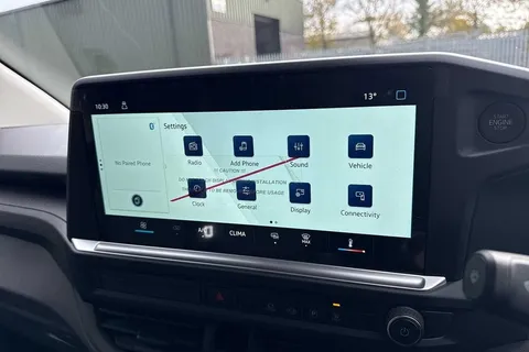 PE75VWO Volkswagen Transporter T28 Panel Van Commerce SWB 110 PS 2.0 TDI 6sp Manual Thumbnail #12