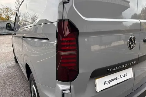 PE75VWO Volkswagen Transporter T28 Panel Van Commerce SWB 110 PS 2.0 TDI 6sp Manual Thumbnail #16