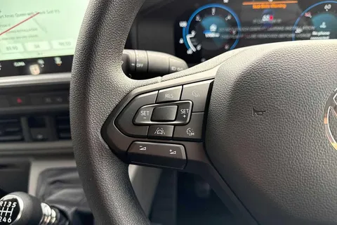 PE75VWO Volkswagen Transporter T28 Panel Van Commerce SWB 110 PS 2.0 TDI 6sp Manual Thumbnail #25