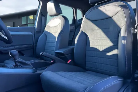 10 of 57 for SEAT Arona 1.0 TSI XPERIENCE Lux DSG Euro 6 (s/s) 5dr