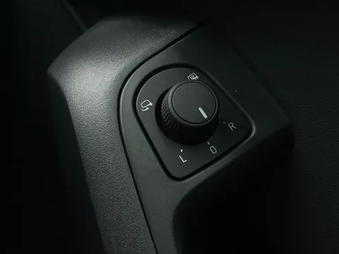 DK25WEH CUPRA Ateca 1.5 EcoTSI V1 DSG Euro 6 (s/s) 5dr Thumbnail #39