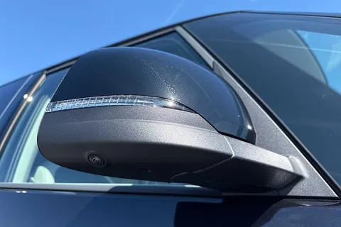 DE25YPW Volkswagen ID. Buzz 210kW Style Pro 86kWh 5dr LWB Auto [7 Seat] Thumbnail #25