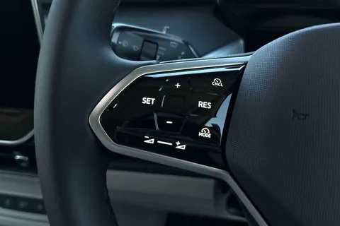 DE25YPW Volkswagen ID. Buzz 210kW Style Pro 86kWh 5dr LWB Auto [7 Seat] Thumbnail #43