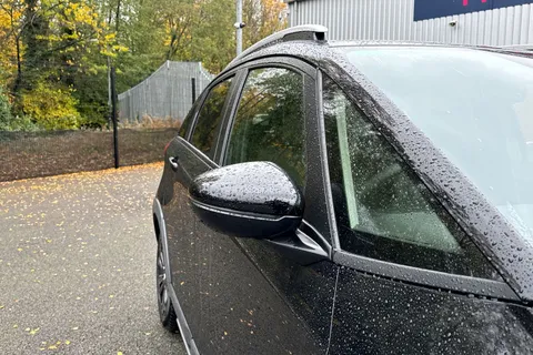 NG25TWW Honda Jazz 1.5 i-MMD Hybrid Crosstar Advance 5dr eCVT Thumbnail #12