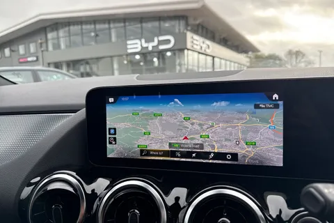 DX71KFZ Mercedes-Benz Gla 1.3 GLA200 Sport (Executive) 7G-DCT Euro 6 (s/s) 5dr Thumbnail #13