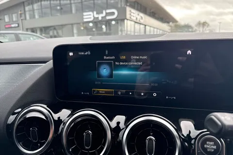 DX71KFZ Mercedes-Benz Gla 1.3 GLA200 Sport (Executive) 7G-DCT Euro 6 (s/s) 5dr Thumbnail #34