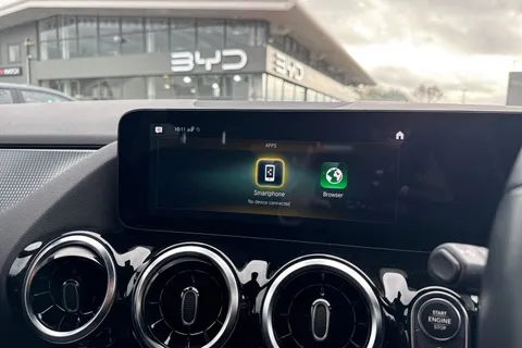 DX71KFZ Mercedes-Benz Gla 1.3 GLA200 Sport (Executive) 7G-DCT Euro 6 (s/s) 5dr Thumbnail #47