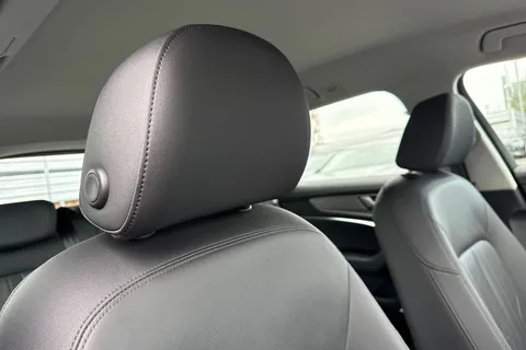 24 of 64 for Audi A6 Avant Avant Sport 40 TFSI 204 PS S tronic