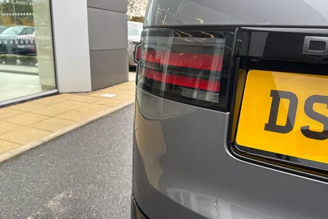 26 of 50 for Land Rover Discovery 3.0 D350 Dynamic HSE 5dr