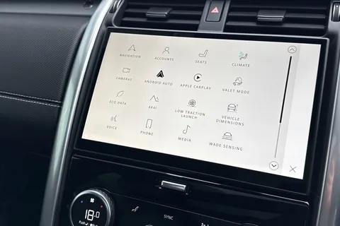 37 of 50 for Land Rover Discovery 3.0 D350 Dynamic HSE 5dr