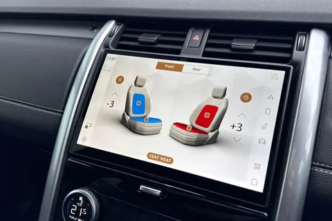 50 of 50 for Land Rover Discovery 3.0 D350 Dynamic HSE 5dr