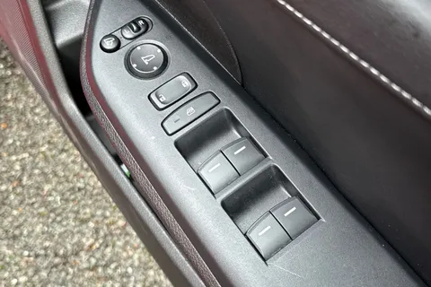 24 of 43 for HONDA CIVIC 1.0 VTEC Turbo 126 EX 5dr CVT